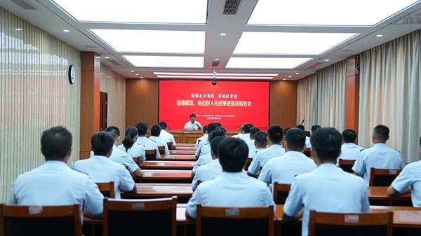 阜阳市举行道德模范、身边好人先进事迹宣讲报告会